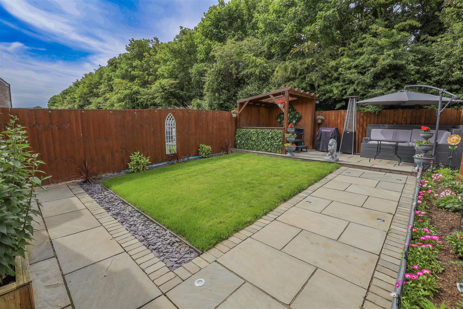 65 Plasnewydd Walk, Llantwit Major, Vale of Glamorgan, CF61 2YW